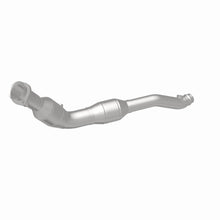 Load image into Gallery viewer, MagnaFlow Direct Fit Catalytic Converter 2014-2016 Land Rover LR4 V6 3 OEM Underbody - 21-717