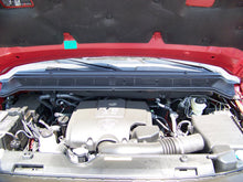 Load image into Gallery viewer, K&amp;N Nissan Titan &amp; Armada 5.6L - V8 2004 Drop In Air Filter - 33-2286