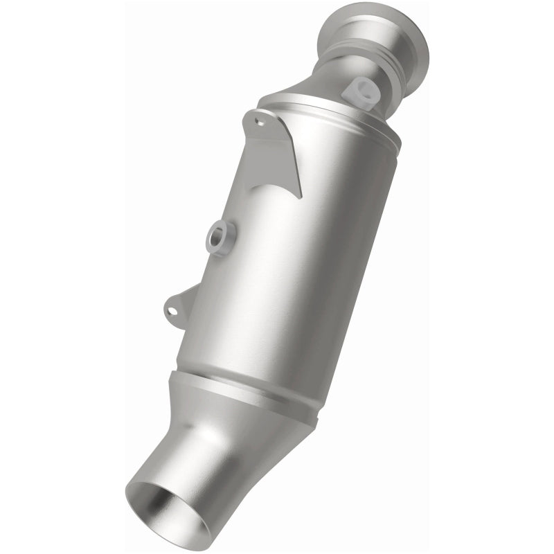 MagnaFlow Direct Fit Catalytic Converter 2015 BMW 640i/740i Underbody - 52254