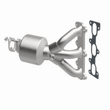 Load image into Gallery viewer, MagnaFlow Uni Catalytic Con DF 05-09 Hyundai Tucson  2.7 L P/S Manifold /05-07 Kia Truck - 50550
