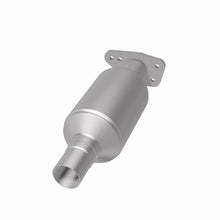 Load image into Gallery viewer, MagnaFlow 94-95 S10/Sonoma 2.2L CA Direct Fit Converter - 3391496