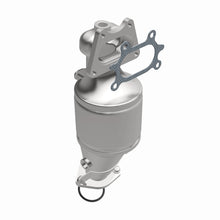 Load image into Gallery viewer, MagnaFlow Direct Fit Catalytic Converter 04-07 Saturn VUE 3.5L Front - 24740