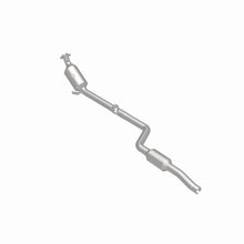 Load image into Gallery viewer, MagnaFlow 2011 C300 V6 3 OEM Underbody Direct Fit Converter - 21-437