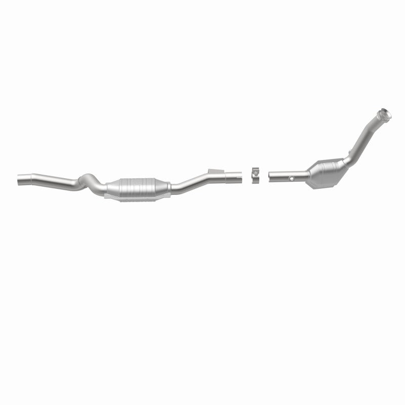 MagnaFlow Direct Fit Catalytic Converter 2003 ML350 3.7L Underbody - 52115