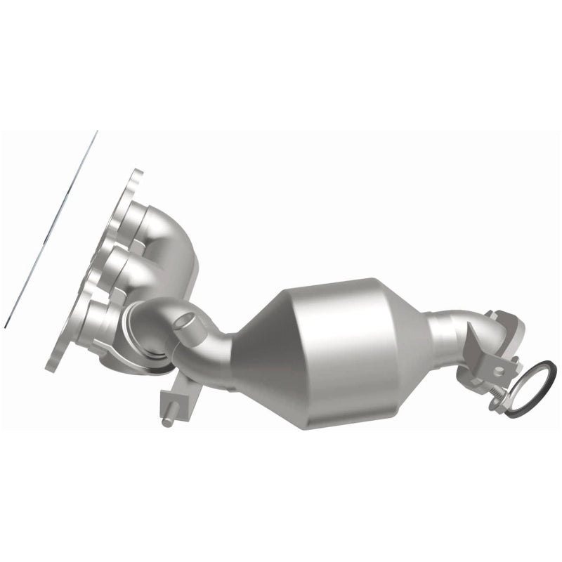 MagnaFlow 04-06 Toyota Sienna 3.3L Direct Fit Converter - 5582834