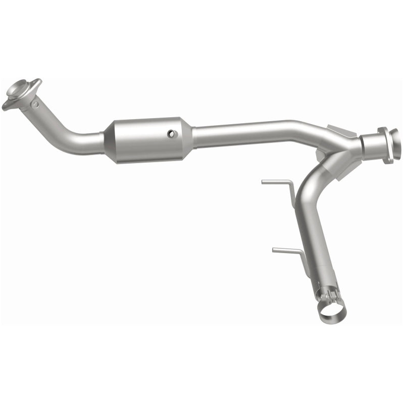 MagnaFlow 2005 Lincoln Navigator 5.4L Direct Fit Converter - 4451165