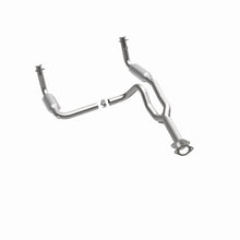 Load image into Gallery viewer, MagnaFlow Direct Fit Catalytic Converter 00 Chevy Express 1500 5.7L - 49063