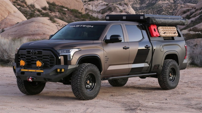 Fabtech 2022 Toyota Tundra 1.5in Leveling Kit - Front Spacers and Hardware - FTL5606