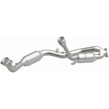 Load image into Gallery viewer, MagnaFlow Direct Fit Catalytic Converter 96-99 Taurus 3.4L Front C - 23533