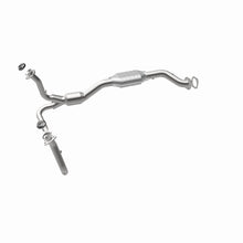 Load image into Gallery viewer, MagnaFlow Conv DF 01-05 Chevrolet Blazer 4.3L 4WD - 23139