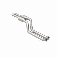 Load image into Gallery viewer, MagnaFlow Conv DF BMW 3 01-06 Rear - 24510