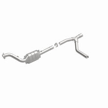 Load image into Gallery viewer, MagnaFlow Direct Fit Catalytic Converter 04-05 Dodge Ram 1500 Pickup 5.7L P/S - 93403