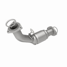 Load image into Gallery viewer, MagnaFlow Direct Fit Catalytic Converter 99-02 4Runner 3.4L frt OEM - 49505