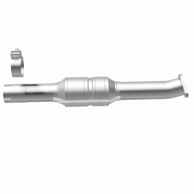 MagnaFlow Direct Fit Catalytic Converter 2010-2012 VENZA 2.7L Underbody - 52108