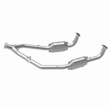 Load image into Gallery viewer, MagnaFlow Conv DF 99-04 LR Discovery V8 49S - 93689