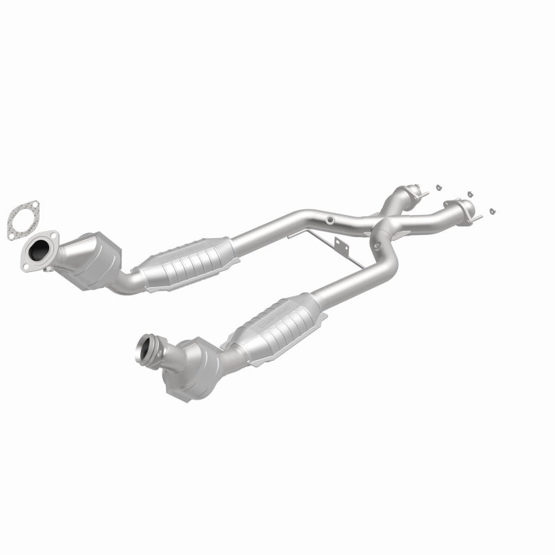 MagnaFlow Direct Fit Catalytic Converter 96-98 4.6L *California* - 441112