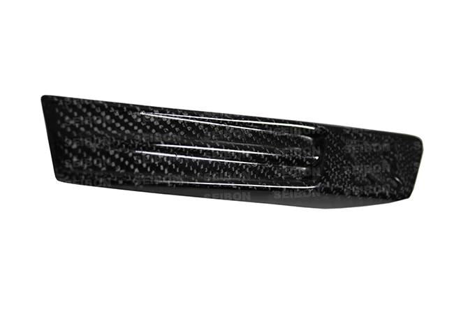 Seibon 09-10 Nissan GTR R35 Carbon Fiber Fender Duct Logos (Pair) - FDL0910NSGTR