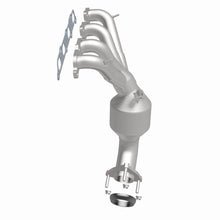 Load image into Gallery viewer, MagnaFlow Direct Fit Catalytic Converter 2006 Chevy Colorado 2.8L - 50764