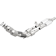 Load image into Gallery viewer, MagnaFlow 06-08 Volkswagen Passat 3.6L Direct Fit Converter - 5411799