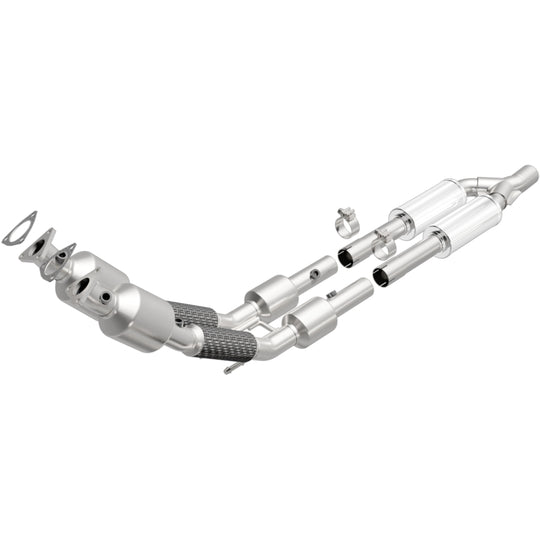 MagnaFlow 2006 Volkswagen Passat 3.6L Direct Fit Converter - 551799