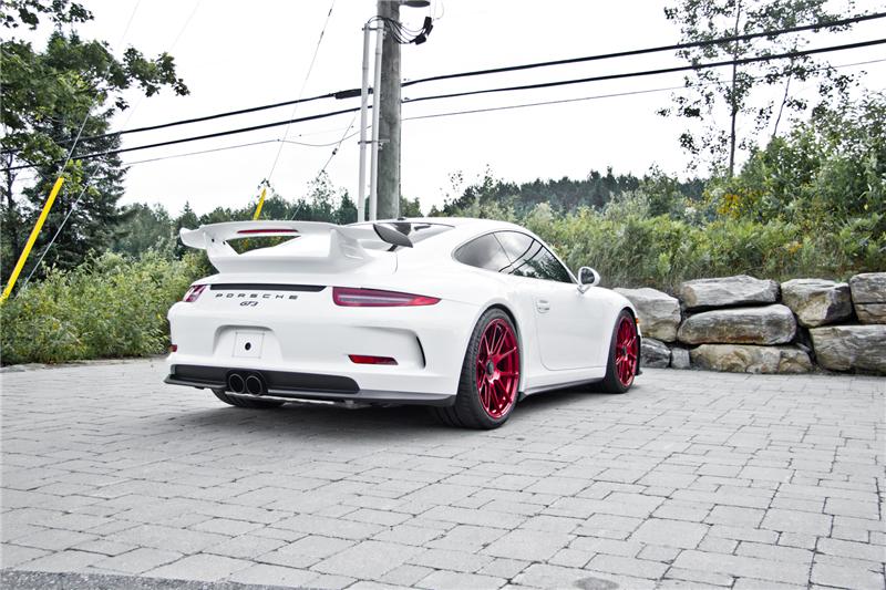 MBRP 14-19 Porsche GT3/GT3RS 3in Center Muffler Bypass 4in Tips - Black Coated - S7607BLK