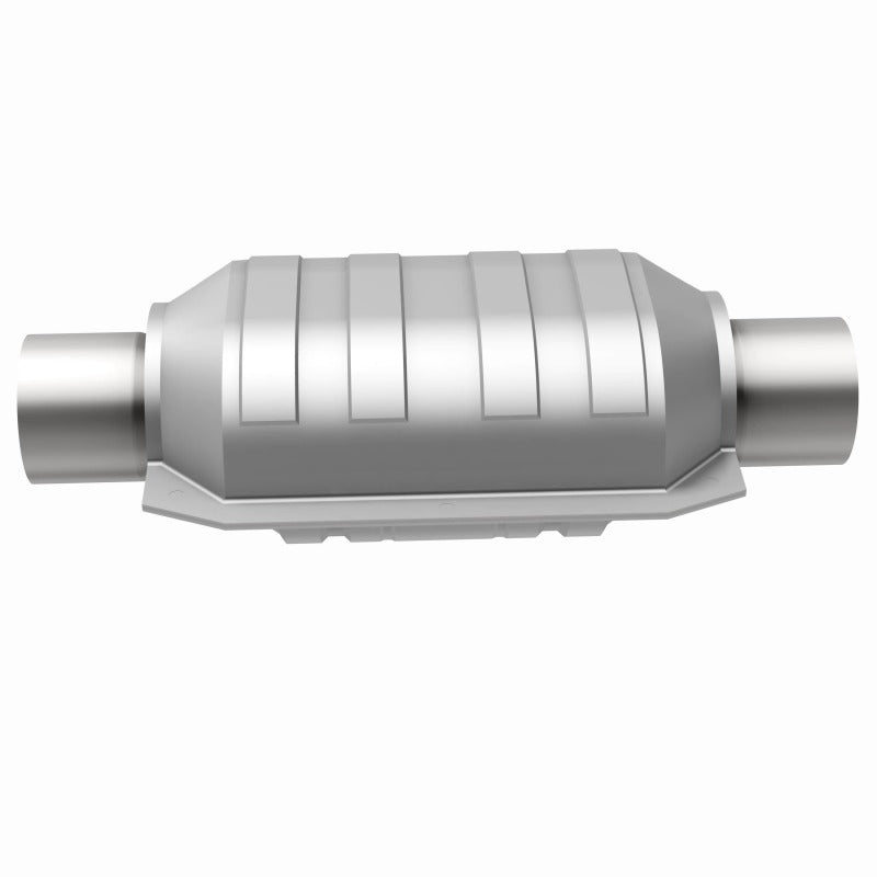 MagnaFlow Universal Catalytic Converter 3 W/Dual O2 Boss - 94169