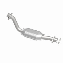 Load image into Gallery viewer, MagnaFlow Direct Fit Catalytic Converter Ford-Lincoln-Mercury 9 - 93385