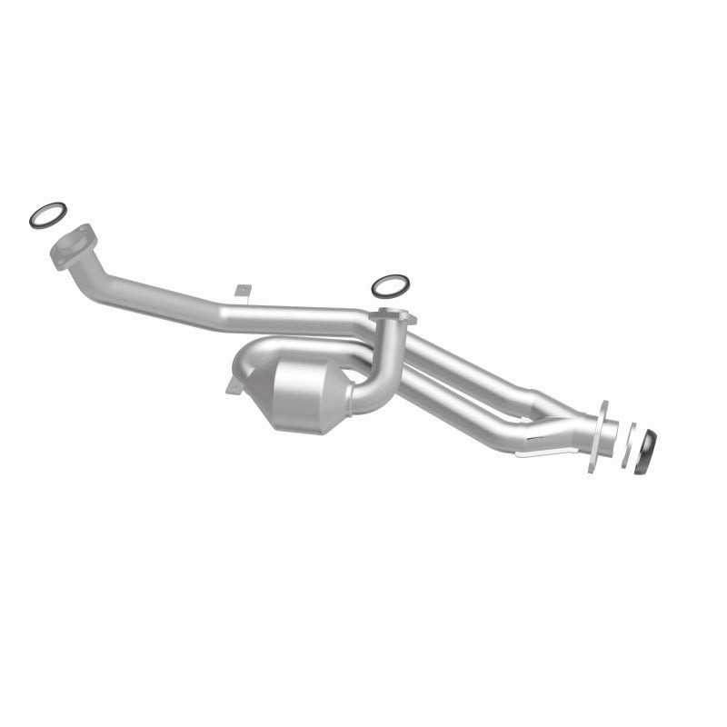 MagnaFlow Direct Fit Catalytic Converter 01-03 Toyota Sienna 3.0L - 23136