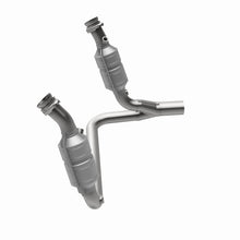 Load image into Gallery viewer, MagnaFlow Direct Fit Catalytic Converter 04 Dodge Durango 3.7L/4.7L - 51770
