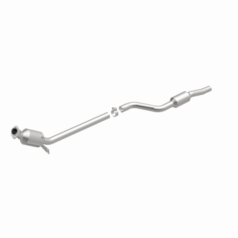 MagnaFlow 12-14 C350 V6 3.5 OEM Underbody Direct Fit Converter - 21-448