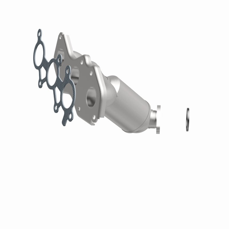 MagnaFlow Direct Fit Catalytic Converter 14-15 Toyota Highlander 3.5L Manifold - 52545