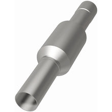 Load image into Gallery viewer, MagnaFlow Direct Fit Catalytic Converter California Grade 92-94 GM Blazer/Suburban 5.7L - 3391488