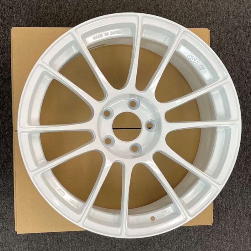 SSR GTX04 19x9.5 5x114.3 38mm Offset White Wheel *SPECIAL ORDER-NO CANCELLATION/RETURN* - XF19950+3805GW0