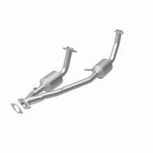 Load image into Gallery viewer, MagnaFlow Direct Fit Catalytic Converter California Grade 1995 Ford Windstar - 3391353