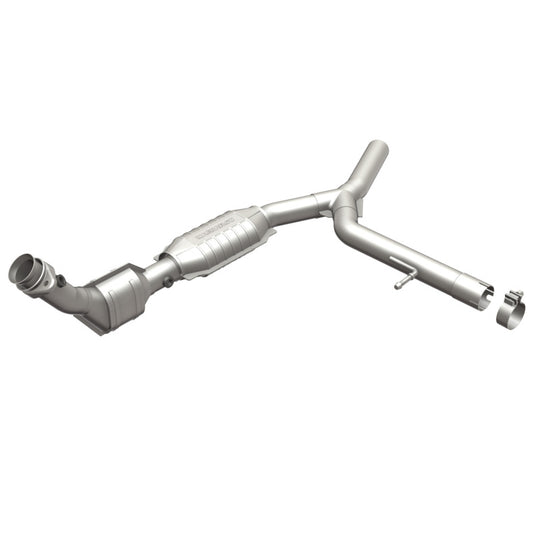 MagnaFlow Direct Fit Catalytic Converter 04-05 Ford F-150 5.4L P/S 2WD (Excl 04 Heritage Edition) - 49706