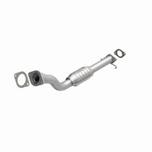 Load image into Gallery viewer, MagnaFlow Conv DF 99-02 Oldsmobile Intrigue - 93177