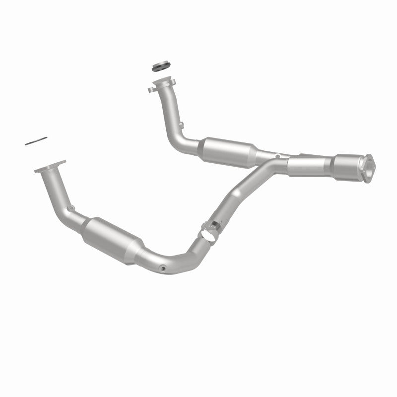 MagnaFlow Conv Direct Fit 07-09 Chevy Trailblazer SS 6.0L V8 - 5451650