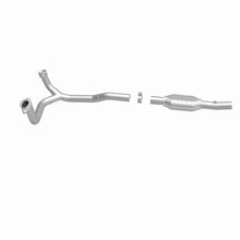 Load image into Gallery viewer, MagnaFlow Direct Fit Catalytic Converter 96 Ford E-Series Van 5.8L - 23101