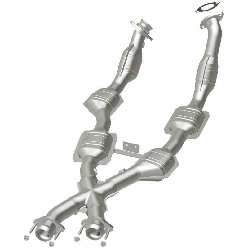 MagnaFlow Direct Fit Catalytic Converter 96-98 Mustang GT 4.6L 50S - 441115