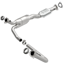 Load image into Gallery viewer, MagnaFlow Direct Fit Catalytic Converter Chevy Astro 00-04 4.3L - 458008