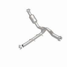 Load image into Gallery viewer, MagnaFlow 11-14 Ford F-150 5.0L Direct Fit CARB Compliant Left Catalytic Converter - 5551139