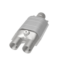 Load image into Gallery viewer, MagnaFlow Universal Catalytic Converter 2.5inch/2inch single/dual w/ O2 - 99067HM