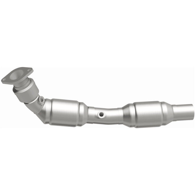 MagnaFlow Direct Fit Catalytic Converter 10-12 Chevy Camaro 6.2L P/S (49 State) - 49939