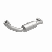 Load image into Gallery viewer, MagnaFlow California Direct Fit Converter 07-08 Ford F-150 4.6L - 5451409