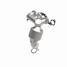 Load image into Gallery viewer, MagnaFlow Direct Fit Catalytic Converter Avalon/Sienna front manif - 50821