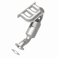 Load image into Gallery viewer, MagnaFlow Direct Fit Catalytic Converter BMW 5 99-00 Rear - 452466