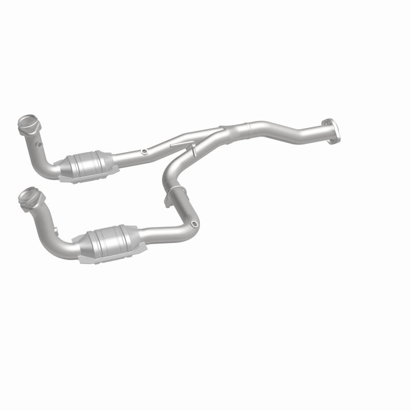 MagnaFlow Direct Fit Catalytic Converter 07 Jeep Liberty 3.7L - 23957