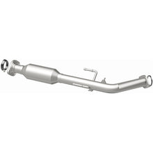 Load image into Gallery viewer, MagnaFlow Direct Fit Catalytic Converter 01-03 Toyota Sienna 3.0L re - 49932