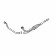 Load image into Gallery viewer, MagnaFlow Direct Fit Catalytic Converter 96-97 Dodge B1500/B2500/B3500 V8 Underbody - 4451296
