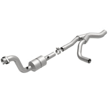 Load image into Gallery viewer, MagnaFlow Direct Fit Catalytic Converter 2004 Durango 5.7L Passenger Side - 93252